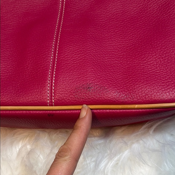 NWT Dooney & Bourke Small O-Ring Slouch Bag Fuchsia and Tan Leather - Picture 16 of 16
